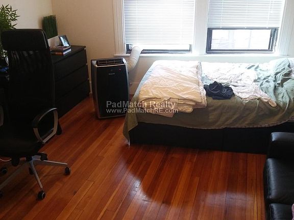 5th image of 10 Sewall Ave #305