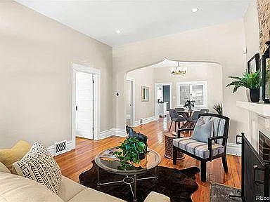 1386 Perry St — Photo 25