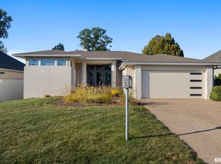 4411 W Jewelwood Ct, Peoria, IL