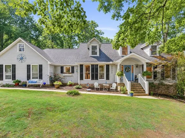 2525 Thompson Mill Rd, Gainesville, GA 30506
