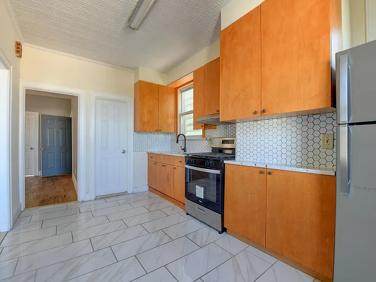 667 Liberty Ave #1 — Photo 13