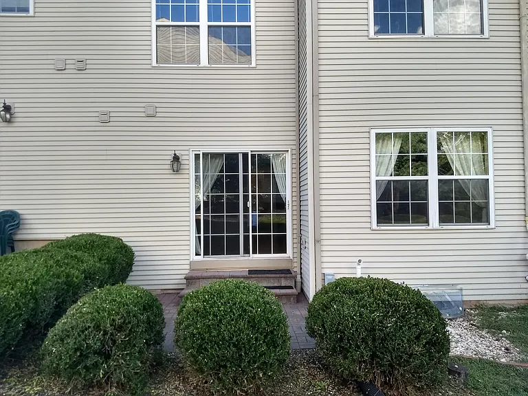 308 Hamilton Dr — Photo 10