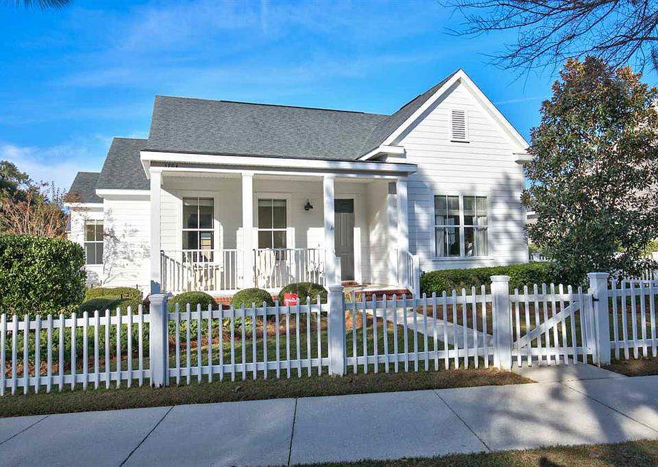 1st image of 3704 Riverton Trl