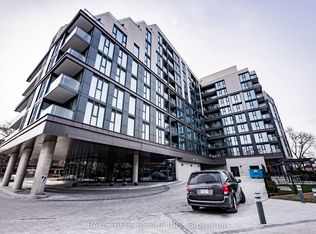 250 Lawrence Ave W #526, Toronto, ON M5M 1B2