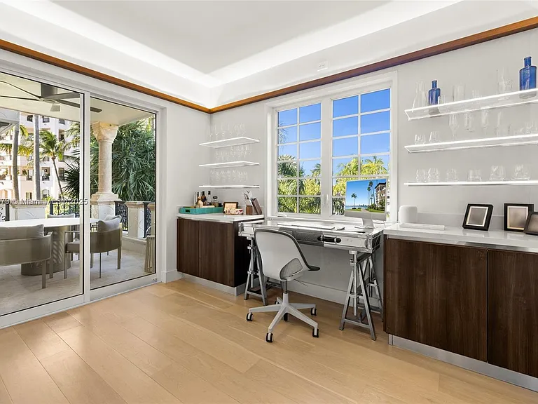 4924 Fisher Island Dr #4924 — Photo 19