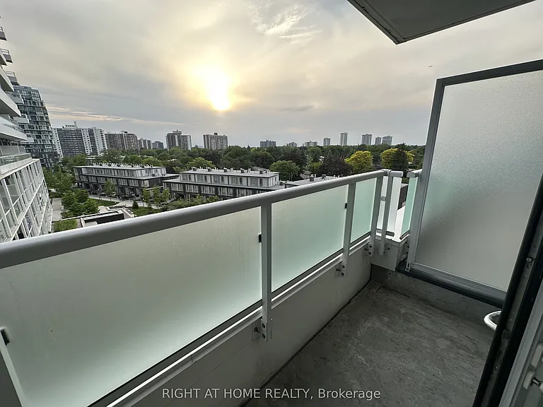 188 Fairview Mall Dr #605 — Photo 13