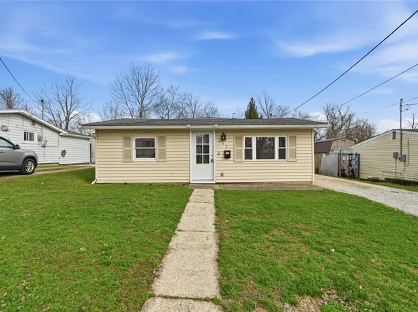 842 Meadow Ln, Lebanon, OH 45036