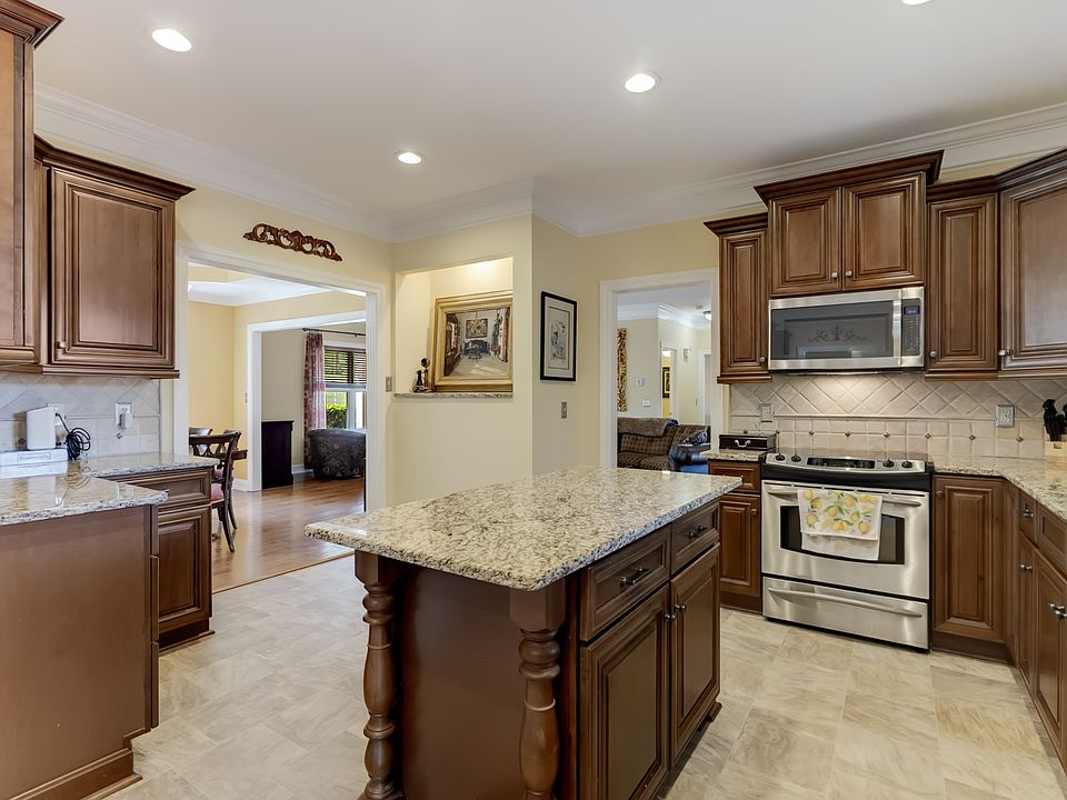14th image of 1446 Kittrell Rd