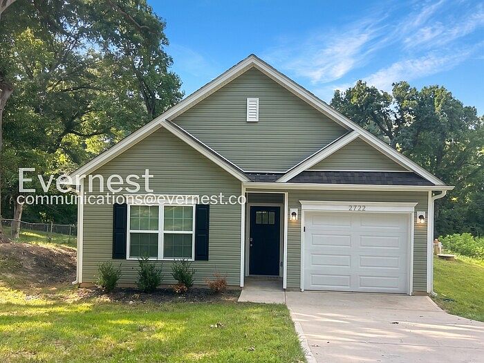 1st image of 2722 Crawford Ave