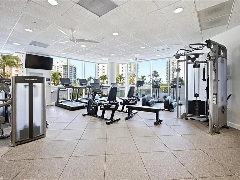 60 Seagate Dr #1606 — Photo 46