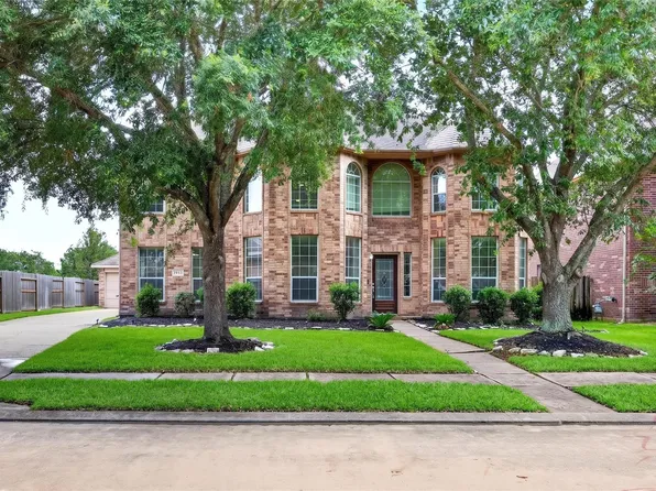 27011 Rockwood Park Ln, Cypress, TX 77433