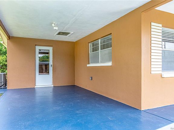 4th image of 31 S Desoto St