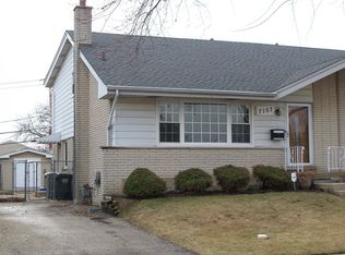 7157 W Greenleaf St #4, Niles, IL 60714