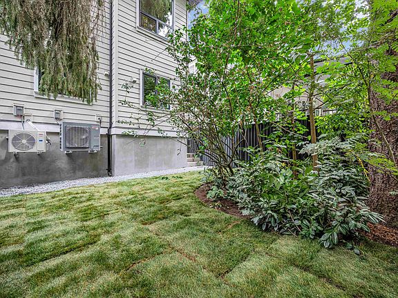 5th image of 9657 161a St