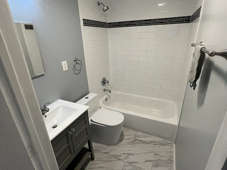 3516 Longfellow St #1 — Photo 33