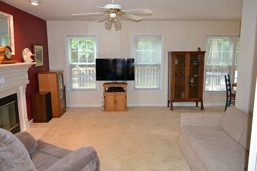4th image of 1216 Hearthstone Ln