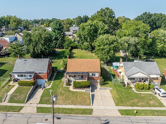2nd image of 5672 Childs Ave