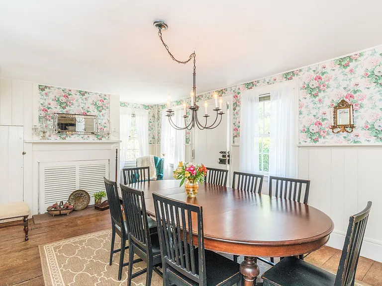 2214 Montauk Hwy — Photo 8