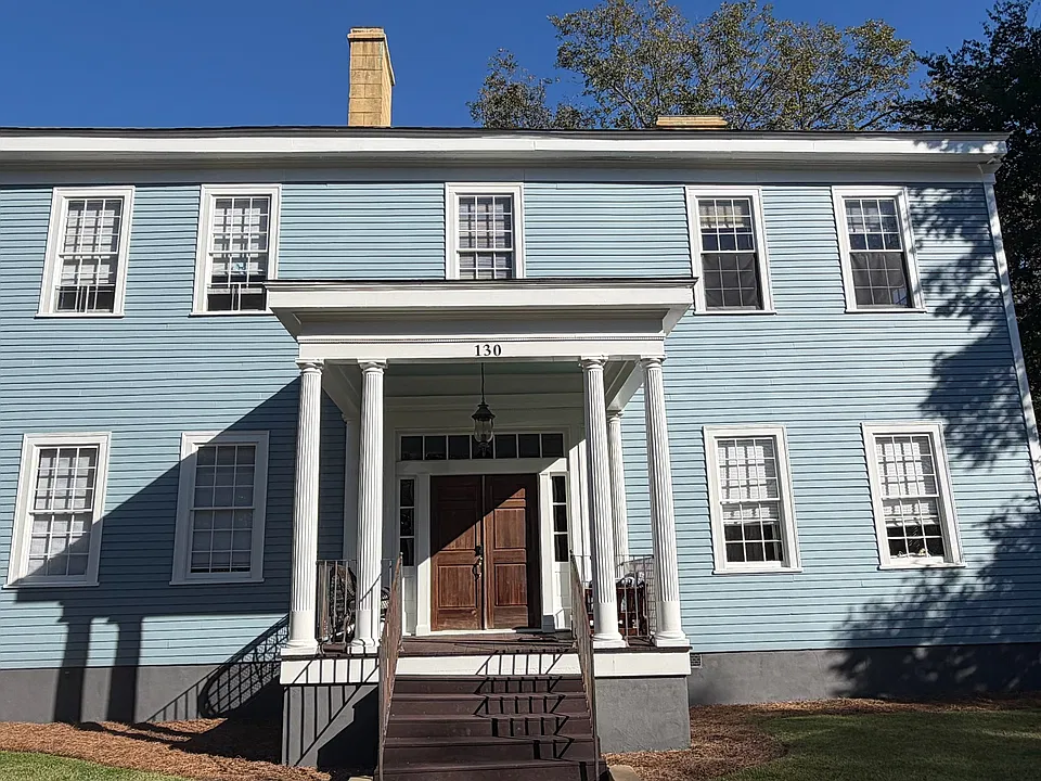 130 Grady Ave #1