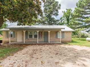1994 Fm 906 E, Powderly, TX 75473