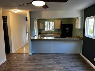 1221 N Chestnut St, Colorado Springs, CO 80905