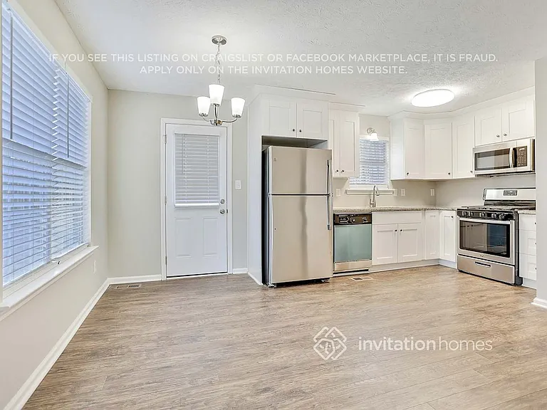 131 Halehaven Dr — Photo 6