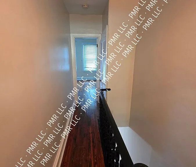 878 N Taylor St — Photo 11