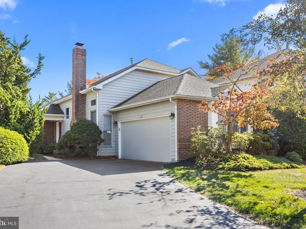 520 Franklin Cir, Yardley, PA 19067