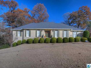 365 Donna Dr, Gardendale, AL 35071