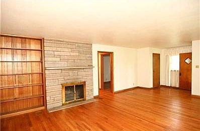 2nd image of 3585 Byrd Dr