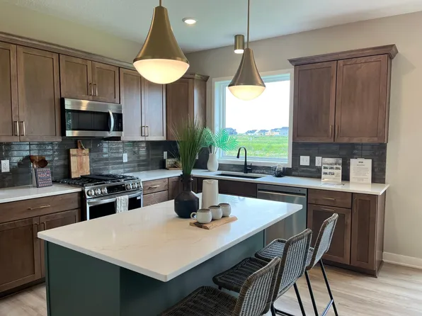 15029 Ardmullivan Ln, Rosemount, MN 55068