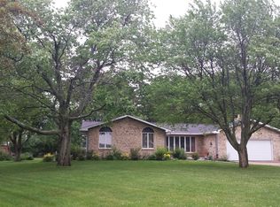 101 Rustic Lake Dr, Colona, IL 61241