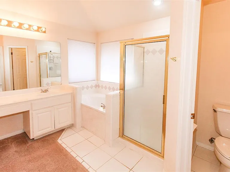 5921 Back Bay Ln — Photo 17