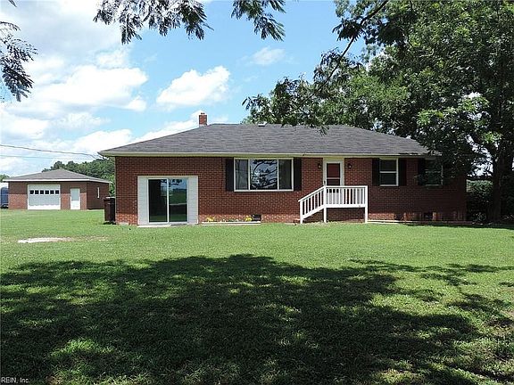 Front of house and det. garage