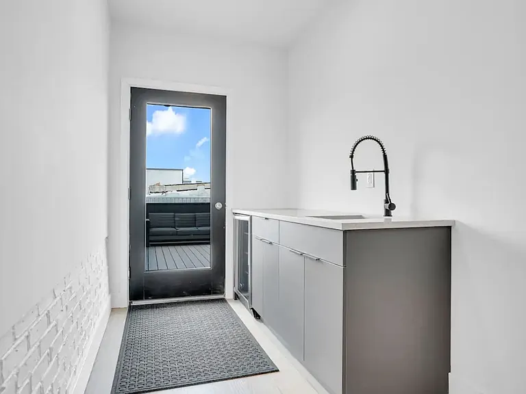 1201 Wharton St #23 — Photo 20