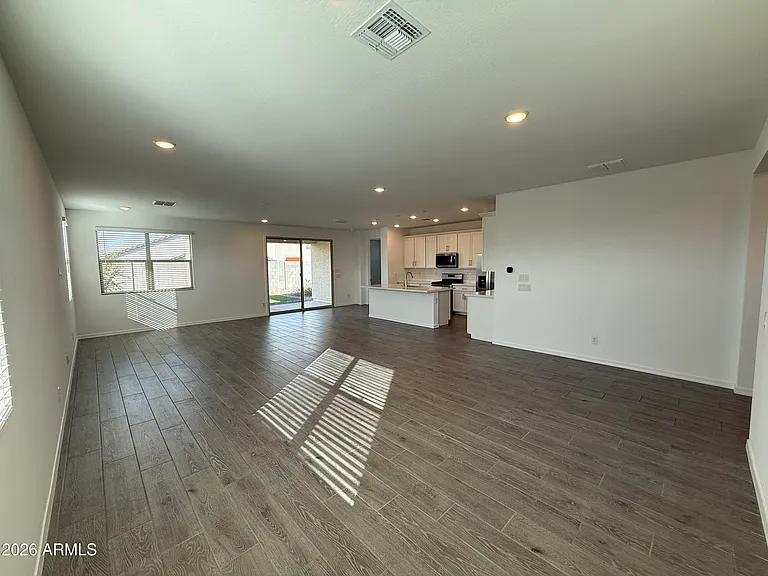 4248 W Brenley Dr — Photo 37