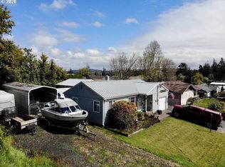 2188 Lombard St, North Bend, OR 97459