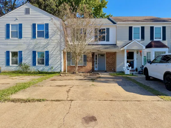 4628 Greenlaw Dr, Virginia Beach, VA 23464