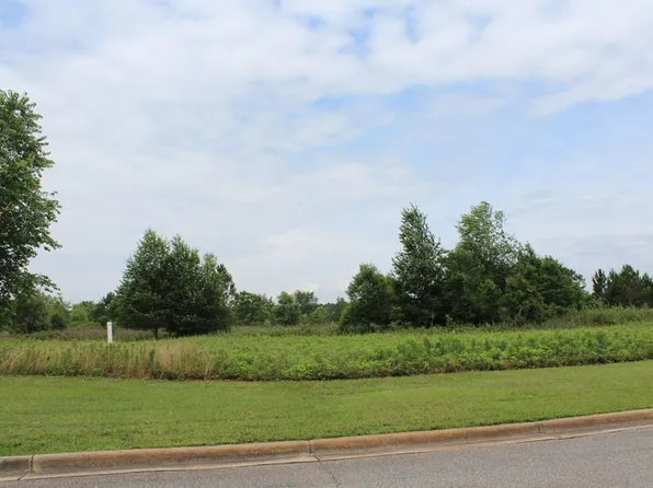 185 Stonegate Dr, Albany, GA 31721