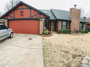 1816 Raquel Rd, Edmond, OK 73003