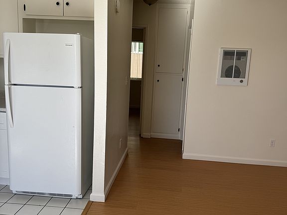 3rd image of 2590 Highland Ave #7