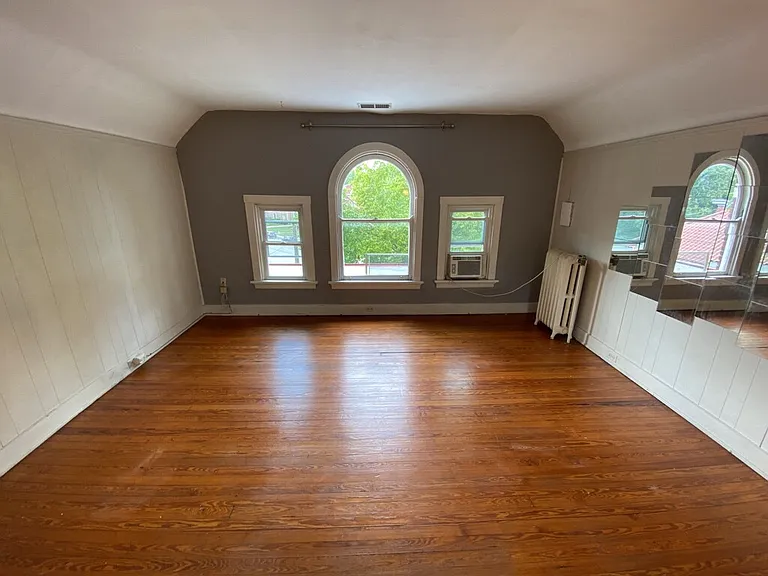 2581 Madison Rd #3 — Photo 10