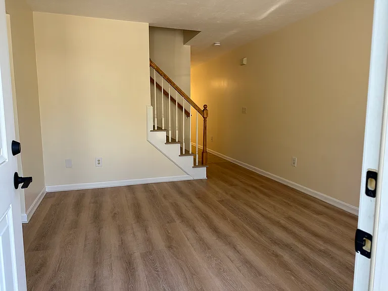 525 Water St #2 — Photo 3
