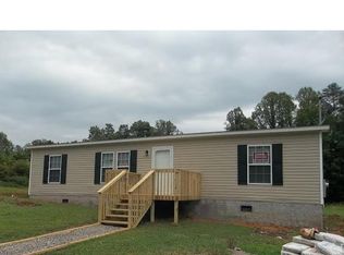 7046 Kellys Creek Rd, Charleston, WV 25312