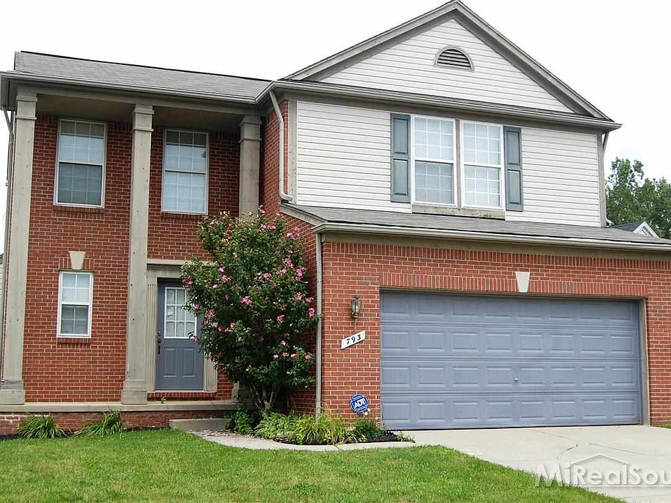 1st image of 793 Castle Pine Ct