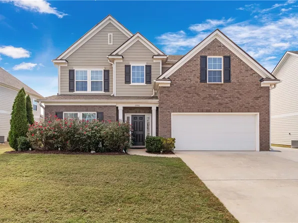 1991 Felicity Ln, Auburn, AL 36830
