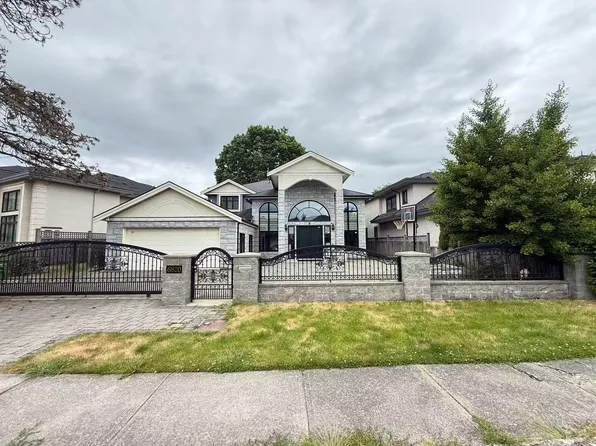 6820 Mayflower Dr, Richmond, BC V7C 2K2
