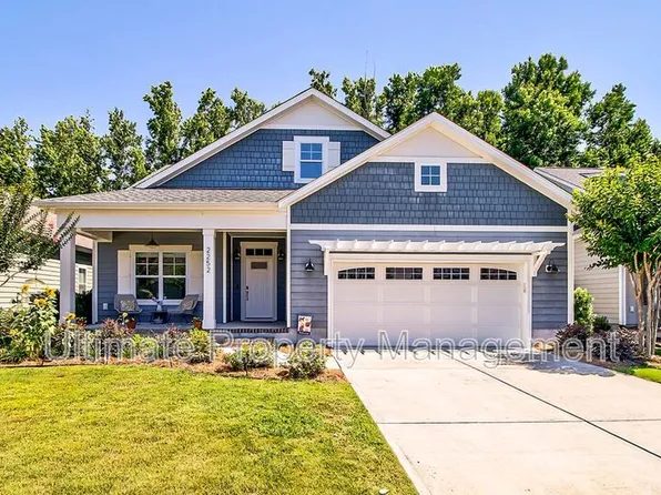 2252 Lakeside Cir, Wilmington, NC 28401
