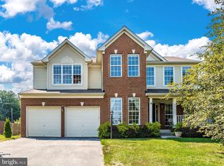 26 Rustling Leaf Pl, Kearneysville, WV 25430