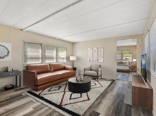501 Forest St W #18, Belle Plaine, MN 56011